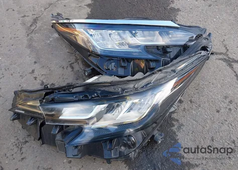 2021 Toyota Sienna Xle z USA, uszkodzony, nr VIN 5TDYRKEC3MS008734